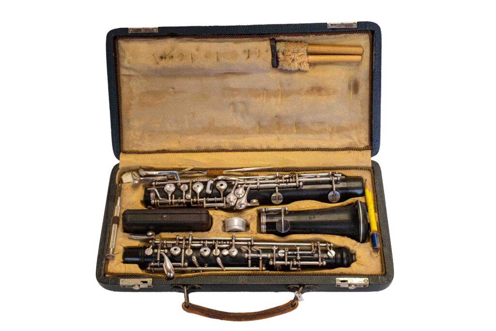 Gebrauchte Oboe Gebrüder Mönnig aus Grenadill im historischen Etui